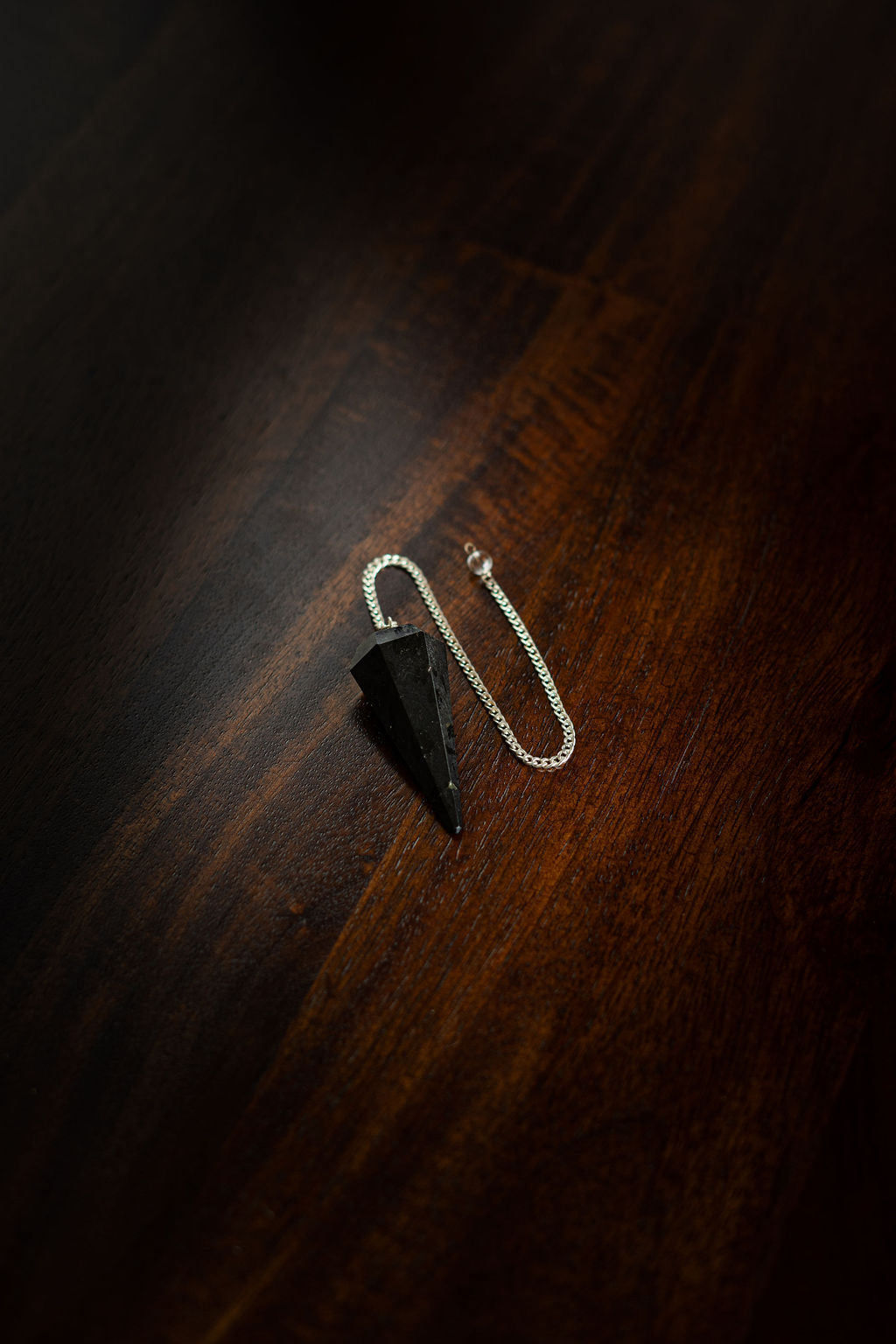 Pendule en Tourmaline noire